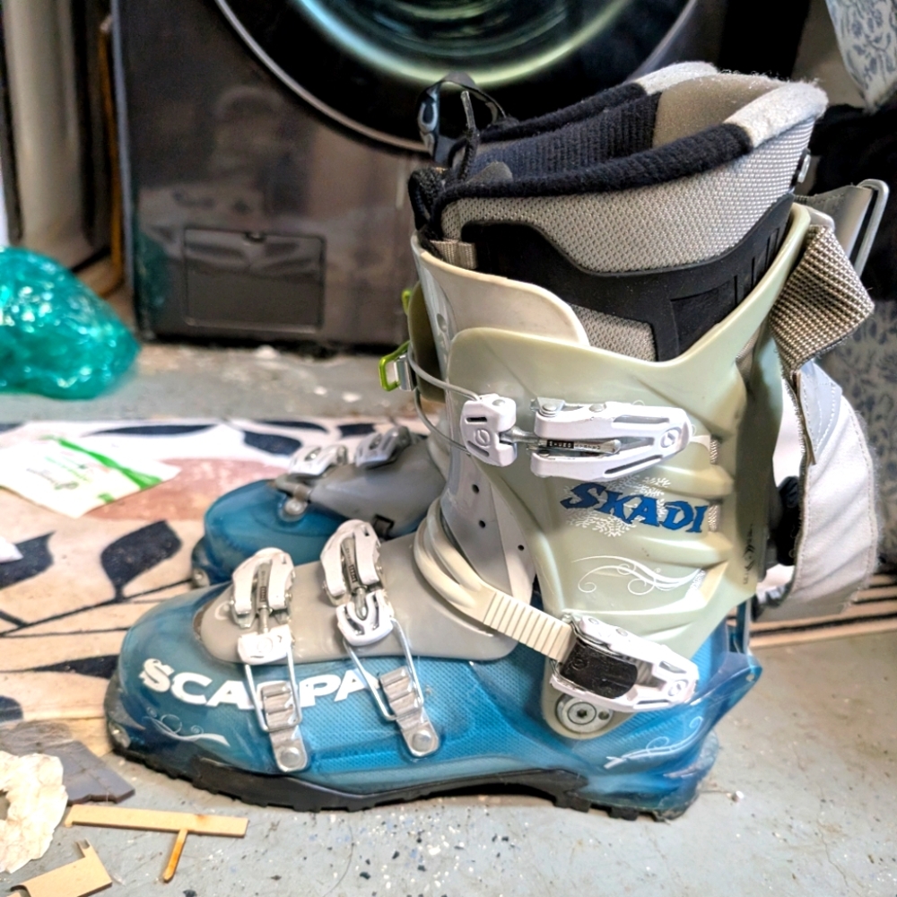 Womens Scarpa Scadi Ski Boots